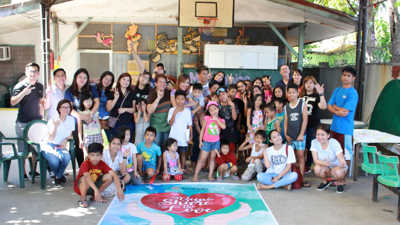 Beepo employees on the charity event on Duyan ni Maria Children’s Home.